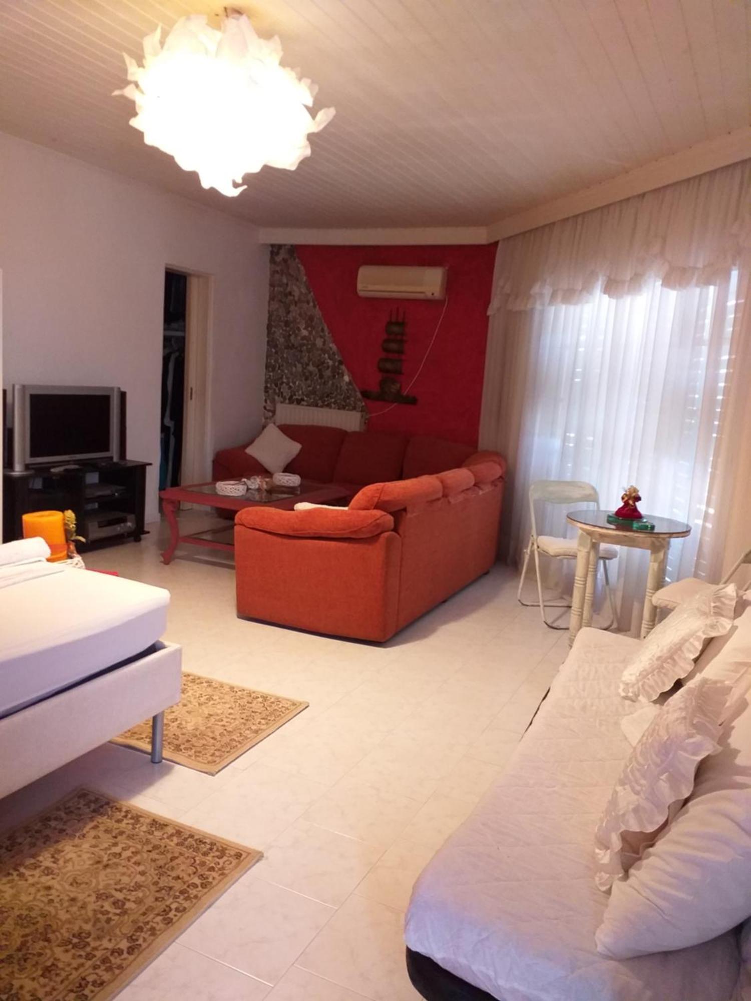 Roulas Cozy Apartments Artemida  Ngoại thất bức ảnh